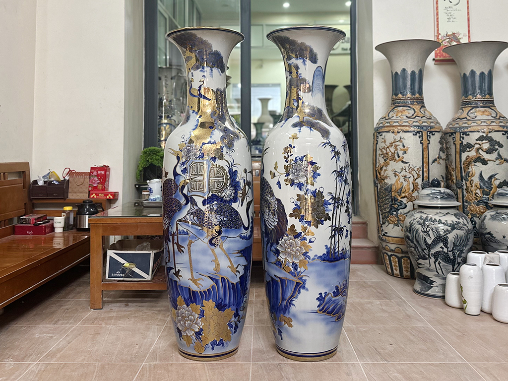 Lọ lộc bình Ngũ Phúc men lam vẽ vàng công nghệ nano 1m4 4